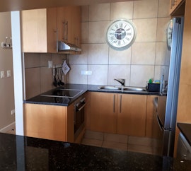 Cape Town Accommodation at 402 Hibernian Towers Luukse Vakansie Akkommodasie | Viya