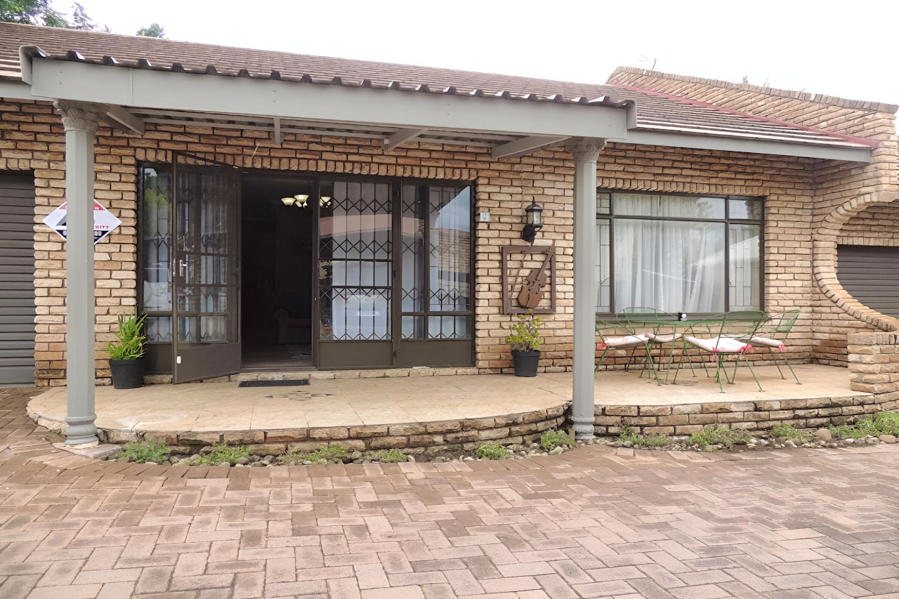 Northern Free State Accommodation at  | Viya