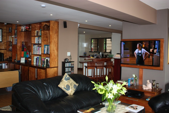 West Rand Accommodation at Over The Moon Guesthouse | Viya