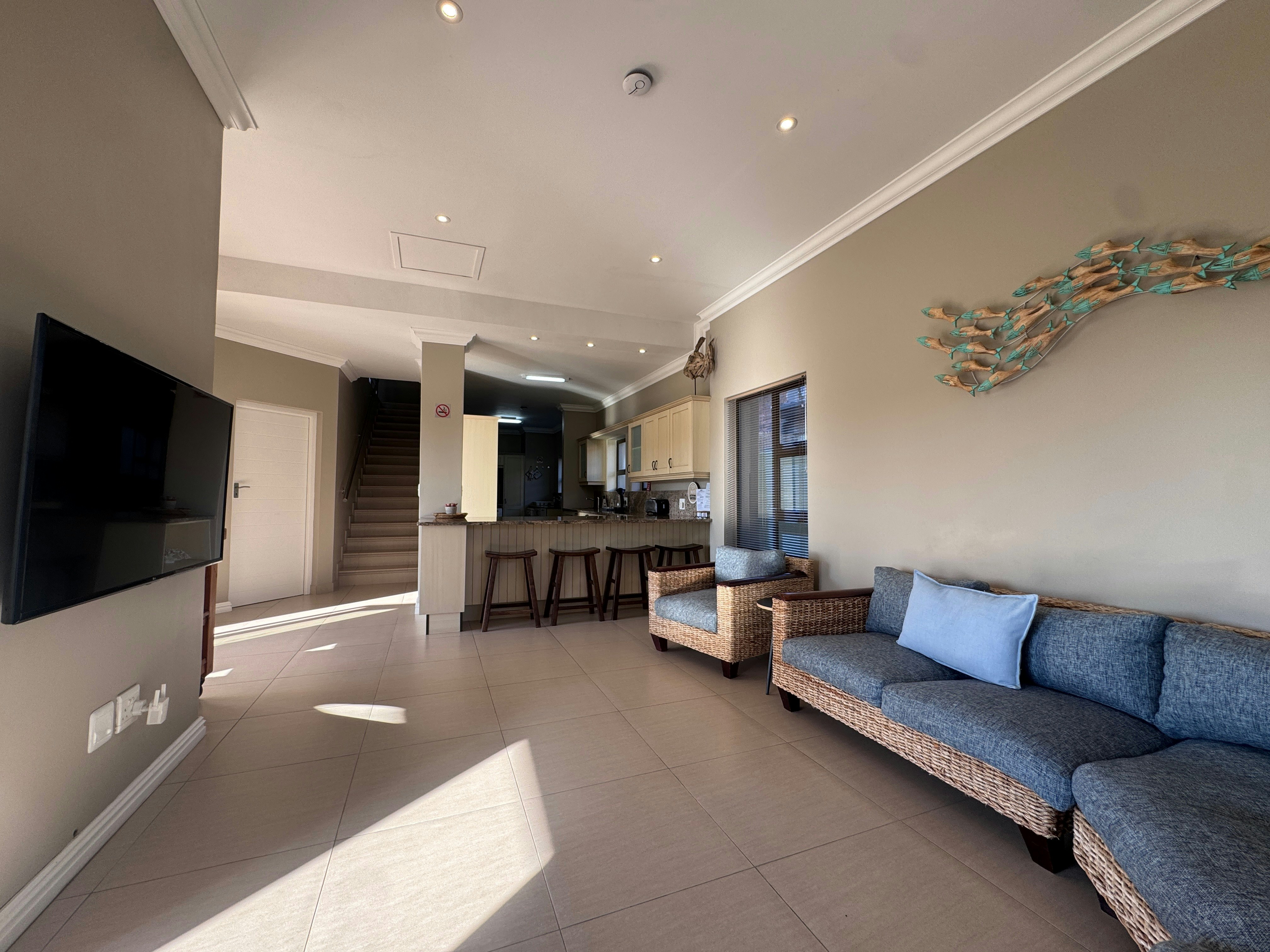 Luxury Beachhouse Villa image no 4 of 39