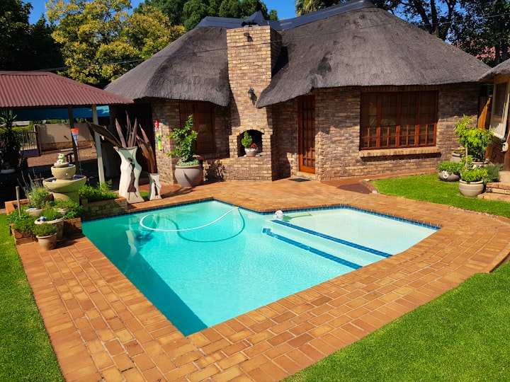 Centurion Accommodation at Aandbloem Guest House | Viya