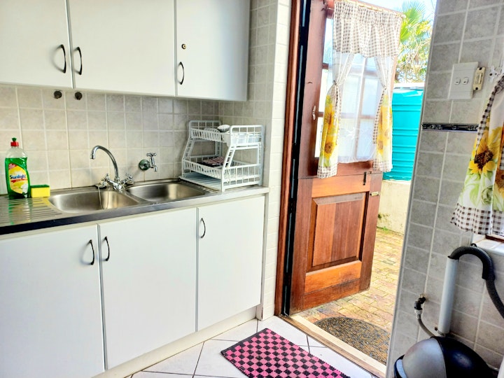 Eastern Cape Accommodation at 57 Settler Sands Apartment | Viya