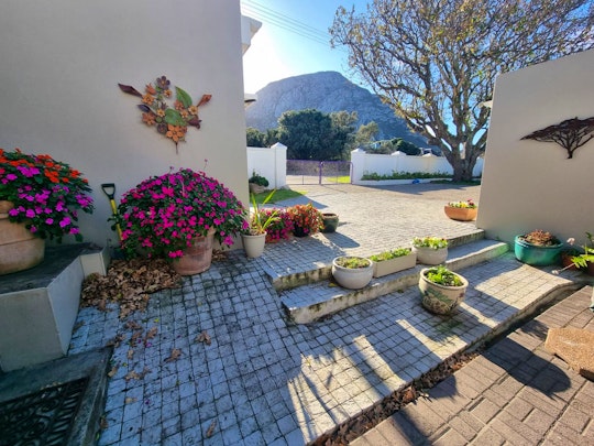 Hermanus Accommodation at  | Viya