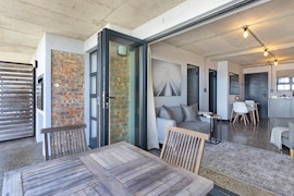 Milnerton Rural Accommodation at Manhattan on Coral 7 | Viya