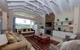 Plettenberg Bay Accommodation at Mountain Estate Villa | Viya