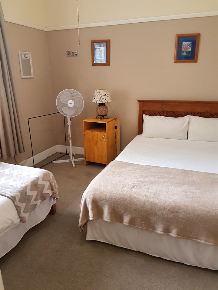 Western Cape Accommodation at Oasis Shanti Backpackers | Viya