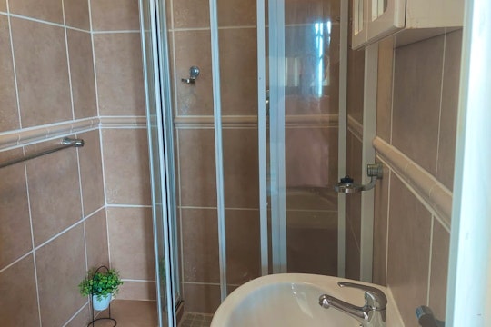 Jakaranda Holiday Flat 15