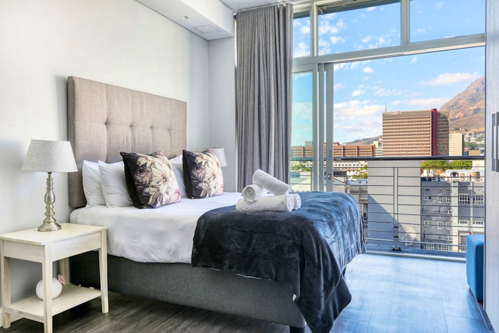 Cape Town Accommodation at Mountain View Trendy Apartment 710 | Viya