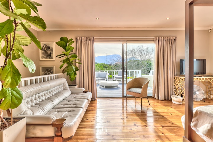 Cape Town Accommodation at Maple Cottage | Viya