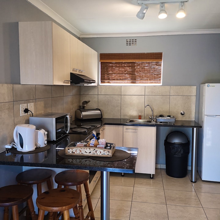 Northern Suburbs Accommodation at Smithland Guest Apartments | Viya