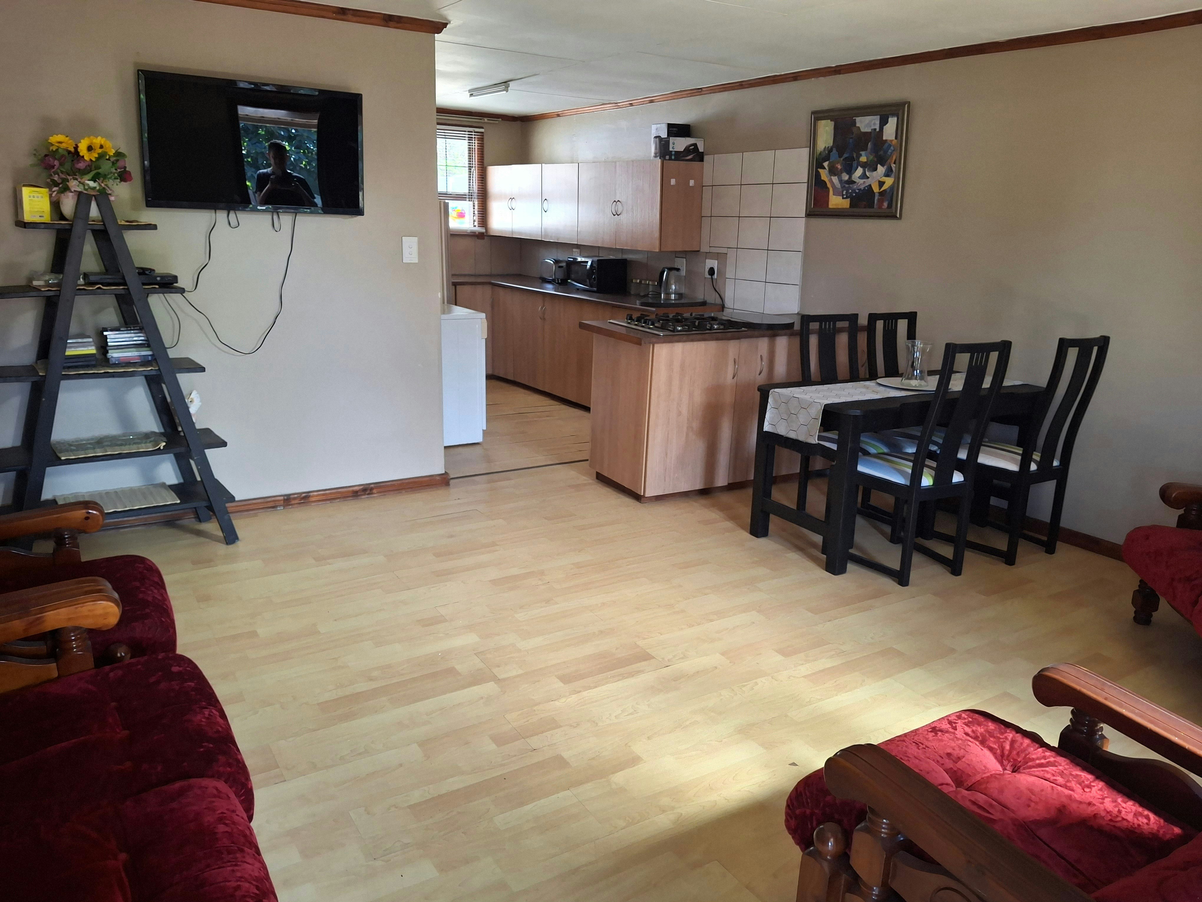 Private Log Cabin image no 2 of 7