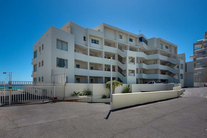 Cape Town Accommodation at G04 90 Beach Boulevard | Viya