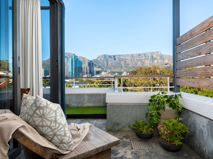 Cape Town Accommodation at 601 Dovenby | Viya