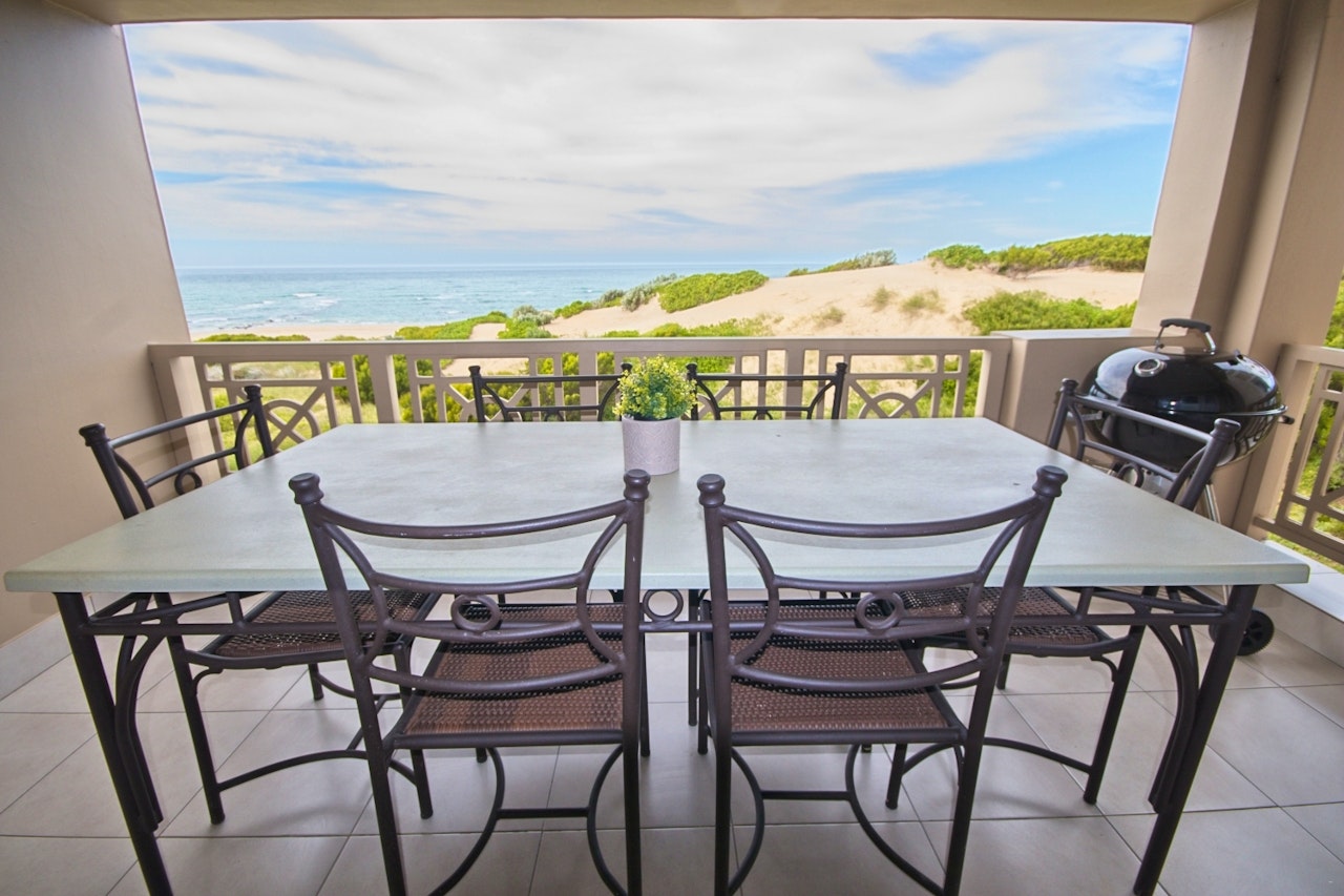 Jeffreys Bay Accommodation at  | Viya