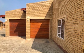 Erongo Accommodation at 14 Victoria Court | Viya