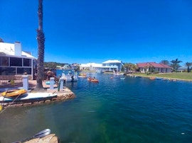 Jeffreys Bay Accommodation at Lifestyle on the Canals | Viya