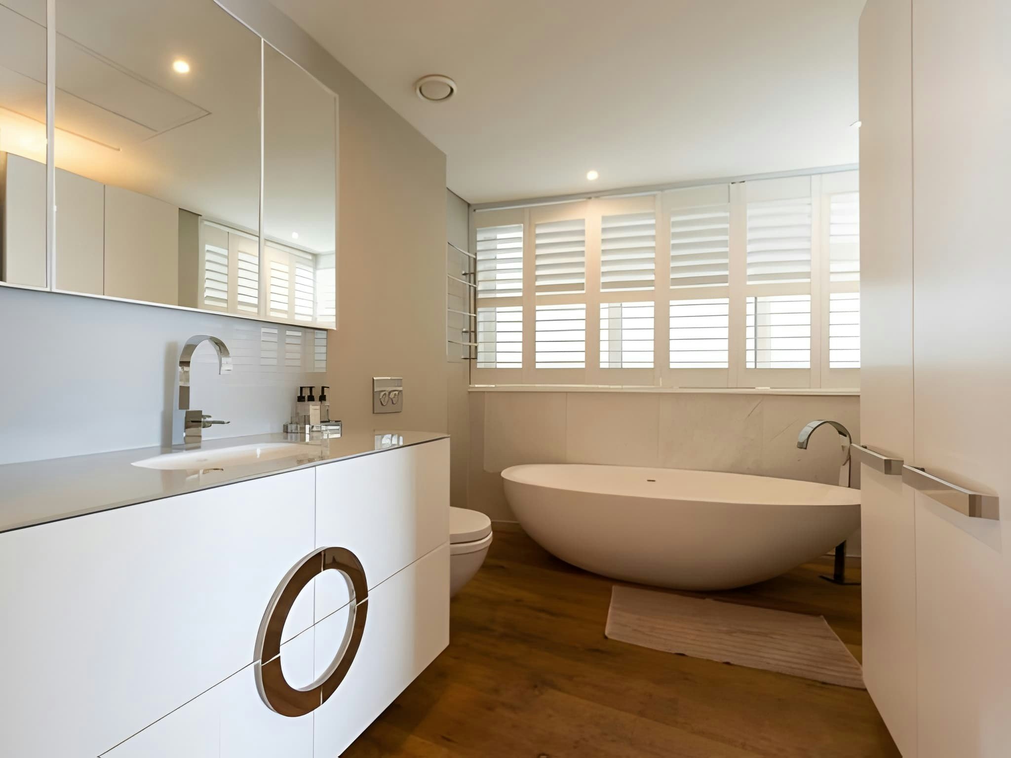 Mountain Marina - Three Bedroom Luxury Premier 3 image no 20 of 26