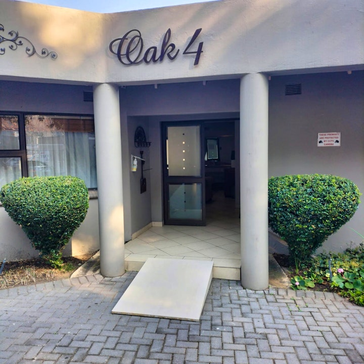 Johannesburg Accommodation at Oaklands Inn and Conference Centre | Viya