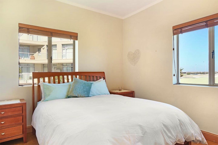 Cape Town Accommodation at Dolphin Beach E5 | Viya