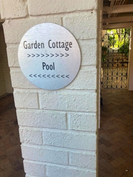 Stellenbosch Accommodation at Stellenbosch Garden Cottage | Viya