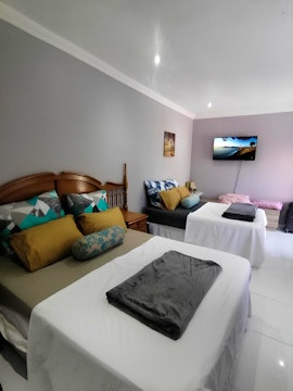 Northern Suburbs Accommodation at Mila Lodge | Viya