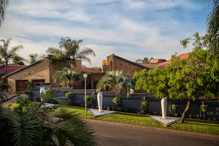 Centurion Accommodation at Mereke Manor | Viya