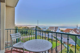 Hermanus Accommodation at  | Viya