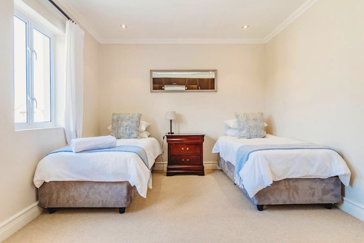 Western Cape Accommodation at Fifty1 on Long | Viya