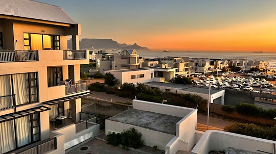 Bloubergstrand Accommodation at  | Viya