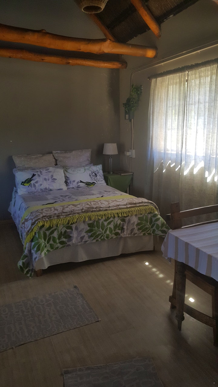 Western Cape Accommodation at Thatched Roof Cottage 2 | Viya