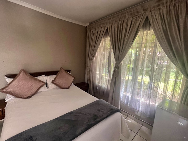 North West Accommodation at Toro Guest House | Viya
