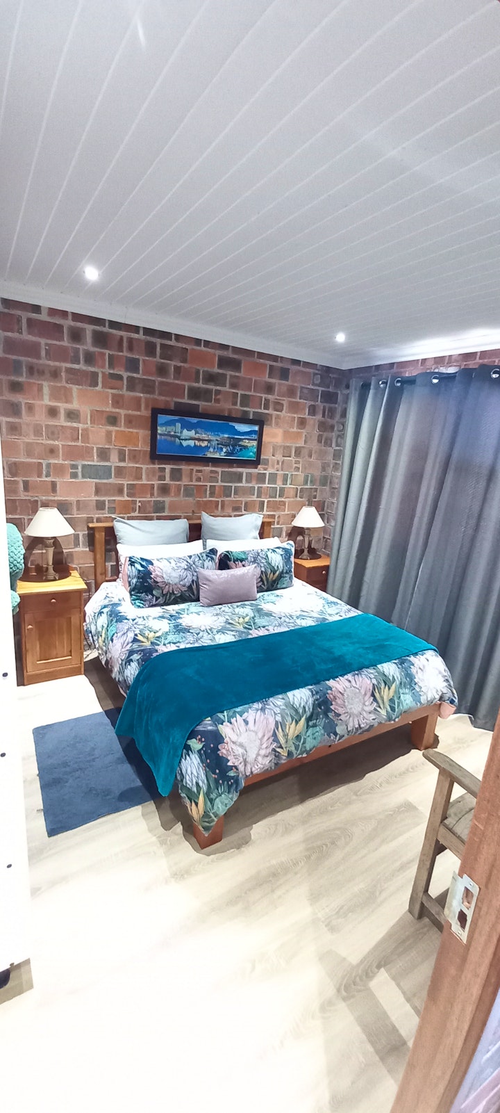 Betty's Bay Accommodation at Blombos Selfsorg | Viya