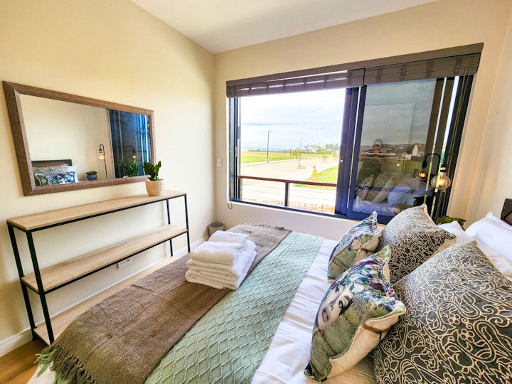 Sarah Baartman District Accommodation at Kabeljauws Beach Apartment | Viya