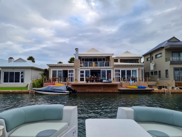 Jeffreys Bay Accommodation at Abaco | Viya