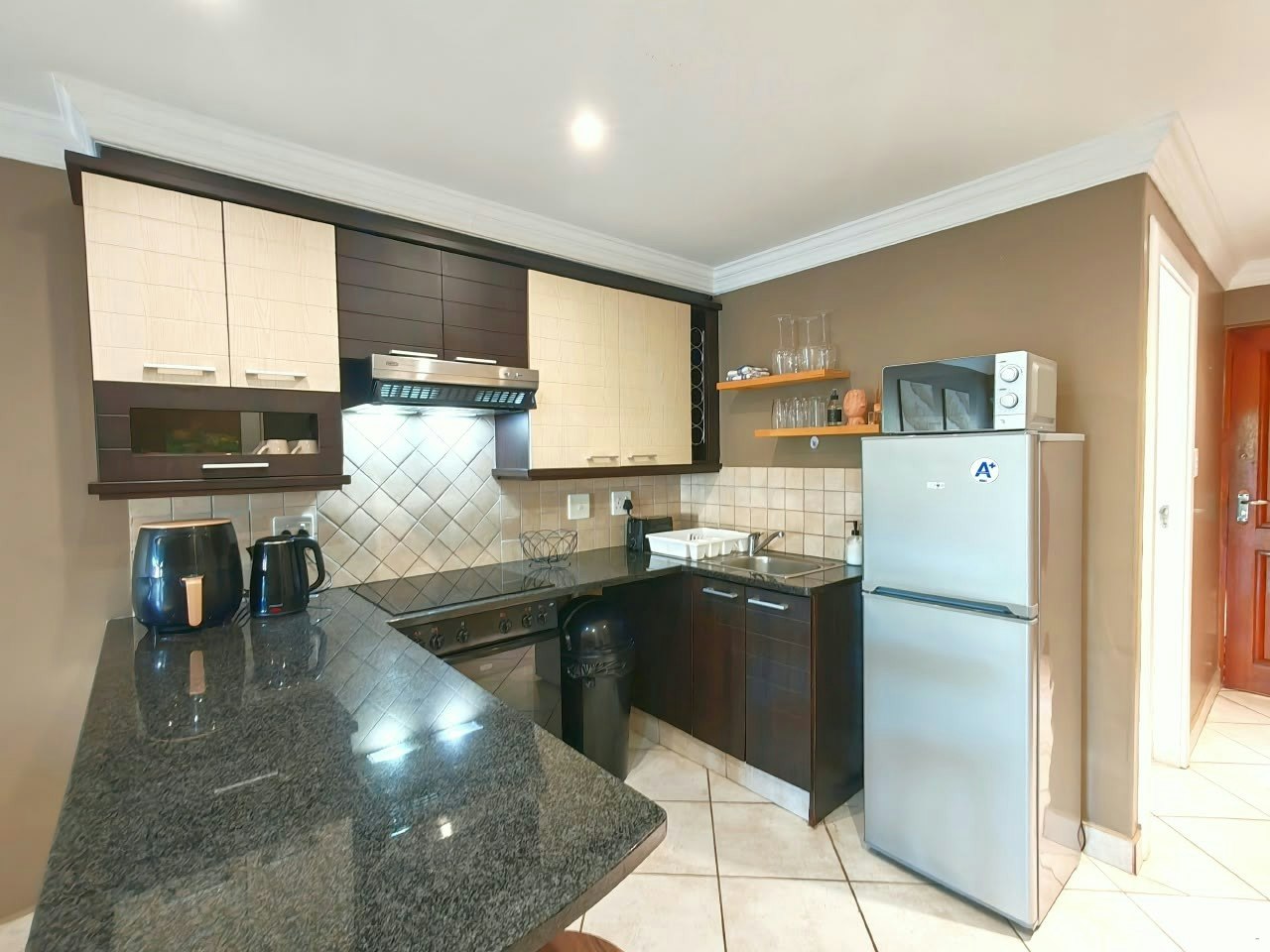 Stay At Jbay image no 15 of 26
