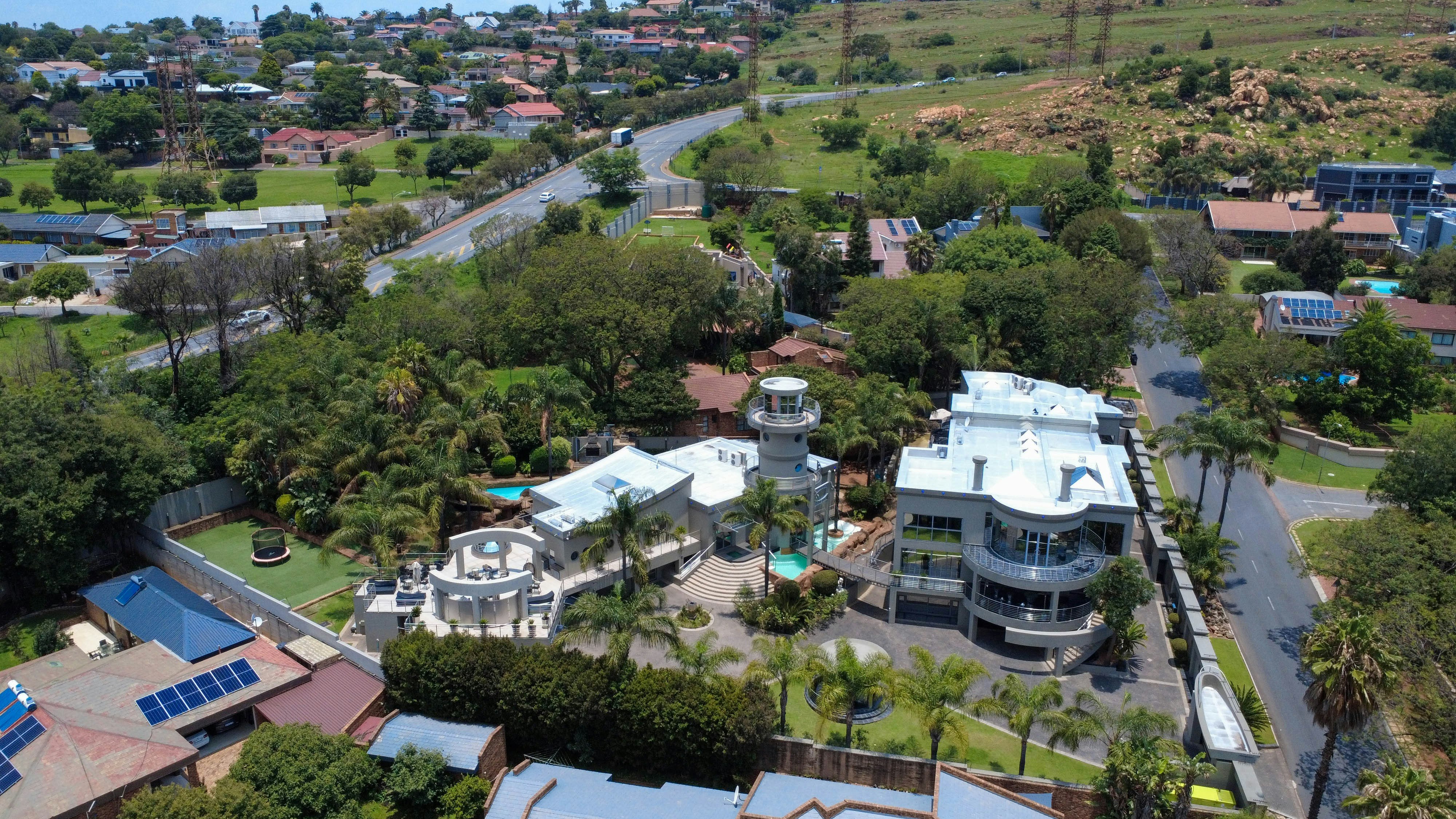 Silva Villa image no 7 of 33