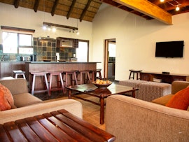 Limpopo Accommodation at Makhato Lodge 88 | Viya