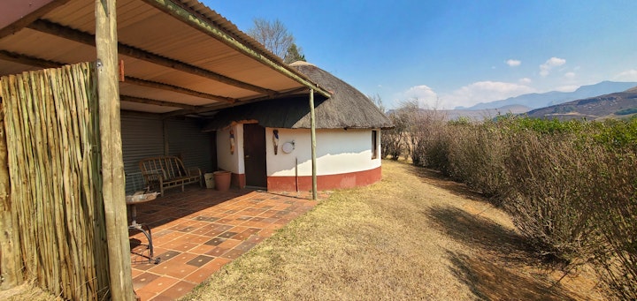 KwaZulu-Natal Accommodation at Mashia Rest Rondavel | Viya