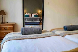 Vineta Accommodation at Jetty View at Morleen Park 7 | Viya