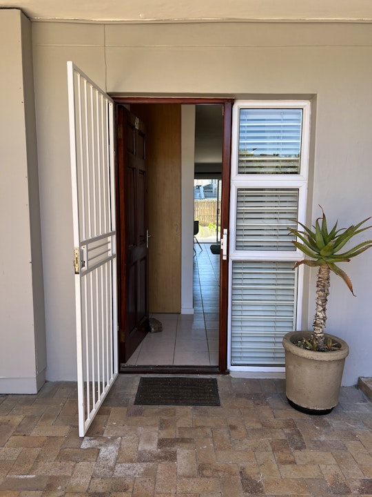 Bloubergstrand Accommodation at  | Viya