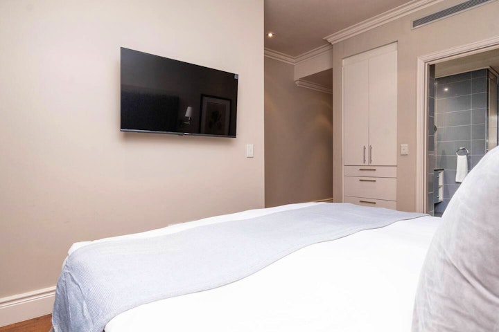 Cape Town Accommodation at 803 Cape Royale | Viya