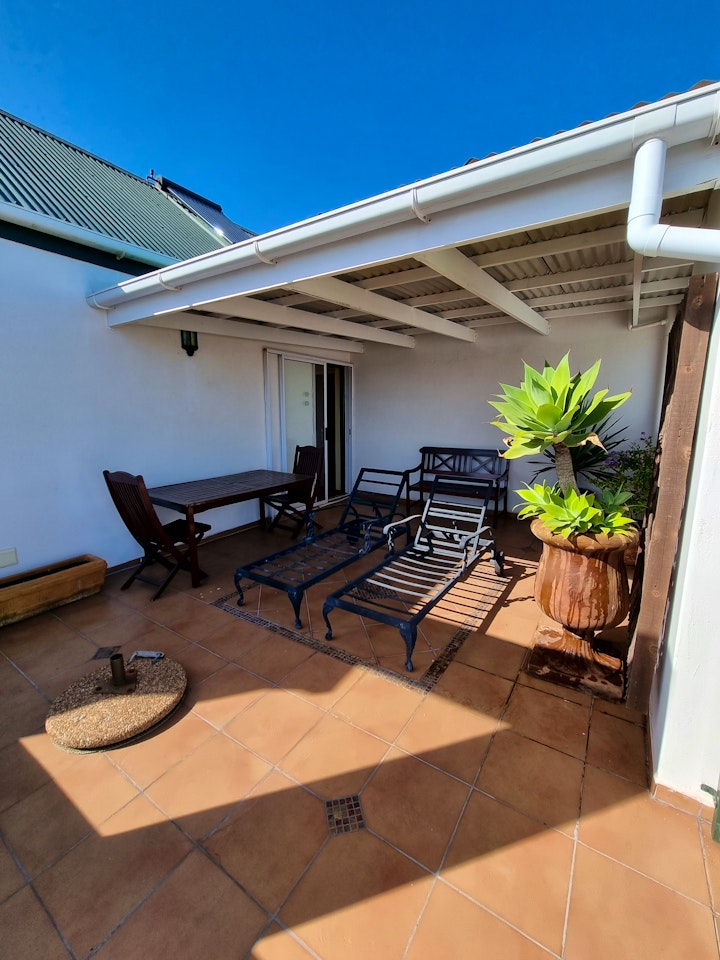 West Coast Accommodation at Eagles View | Viya