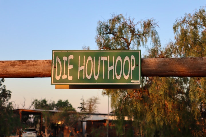 Northern Cape Accommodation at Die Houthoop Gasteplaas en Opelug Restaurant | Viya