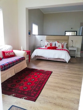 Hermanus Accommodation at Akwa | Viya