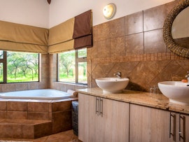 Limpopo Accommodation at Makhato Lodge 75 | Viya