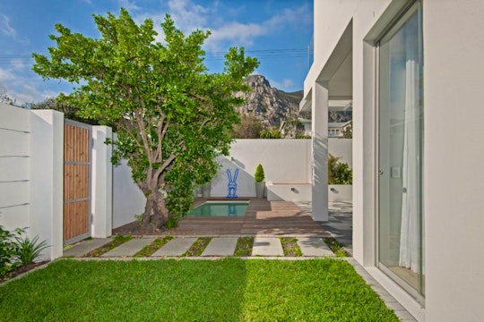 Hermanus Accommodation at  | Viya