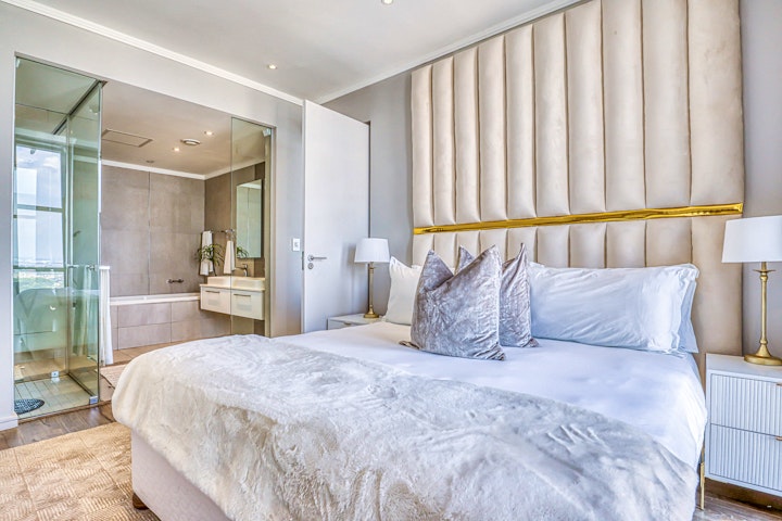 Johannesburg Accommodation at Masingita Towers Luxury Apartment 812 | Viya