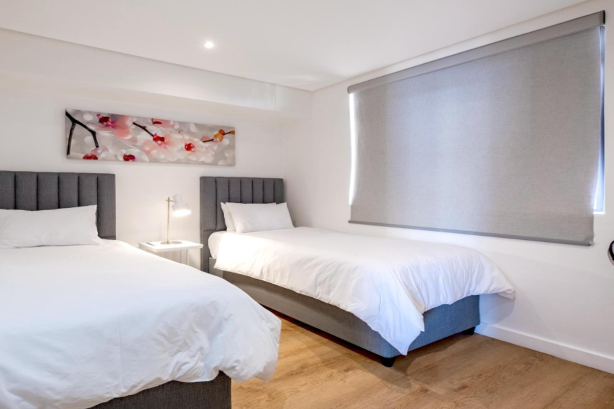 Exec 2 Bed Apartment The Island Club image no 7 of 17