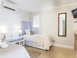 Western Cape Accommodation at 401 Rozendal Cottages | Viya