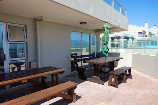 Bloubergstrand Accommodation at  | Viya